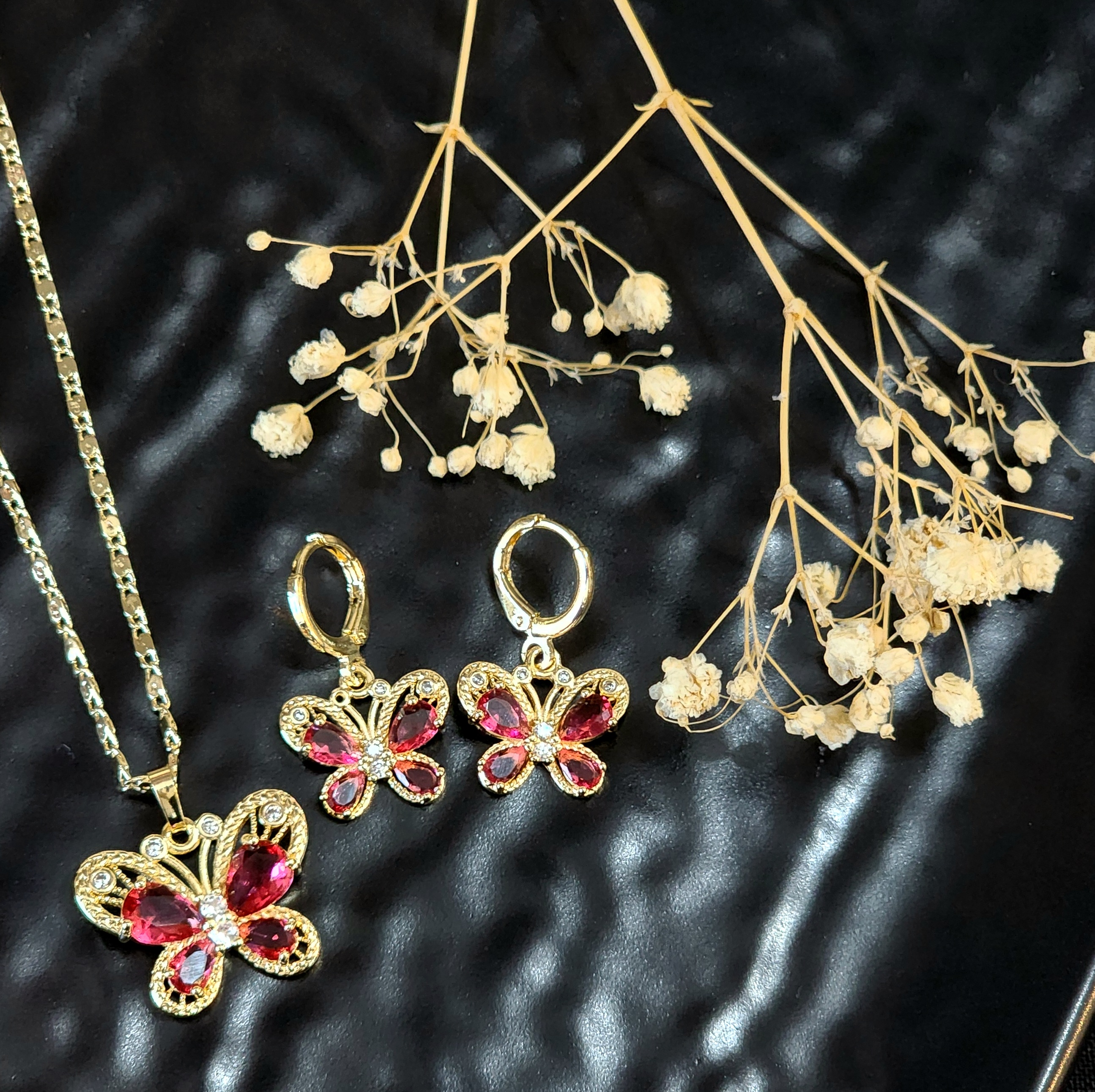 Collar con Aro Bañado en Oro para Dama -9