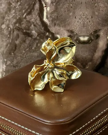 Hebilla Flor Dorada
