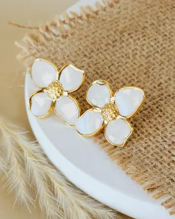Flor 4 Petalas Blanco