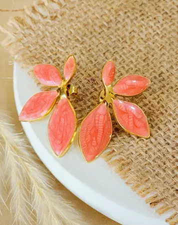 Flor Alargada Rosa Francés