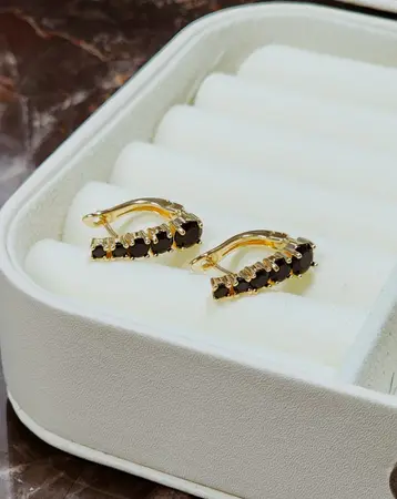 Aro con Piedras Zirconia