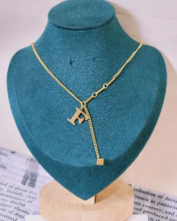 Collar Sofisticado AC