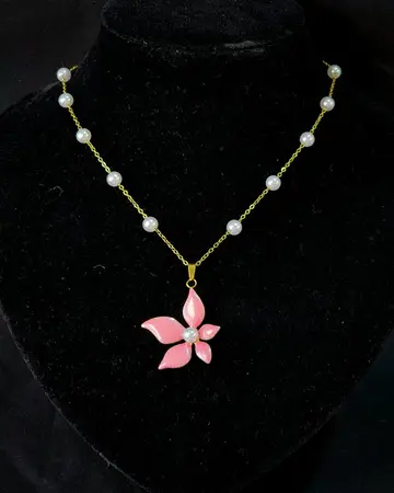 Collar Perlado Fucsia