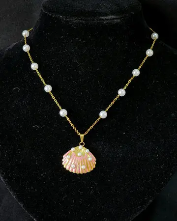 Collar Perlado Fucsia