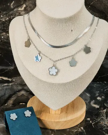 Conjunto Aro+Collar Trébol Plateada