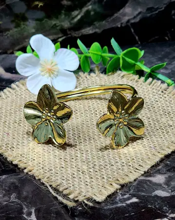 Brazalete Flor de Cerezo
